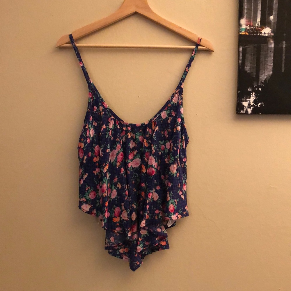 NWT Iris Basic Los Angeles Floral Flowy Tank Top - Size S Small - 100% Rayon